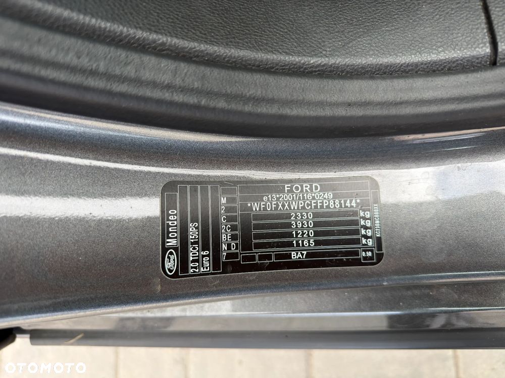 Ford Mondeo 2.0 TDCi Ambiente - 32