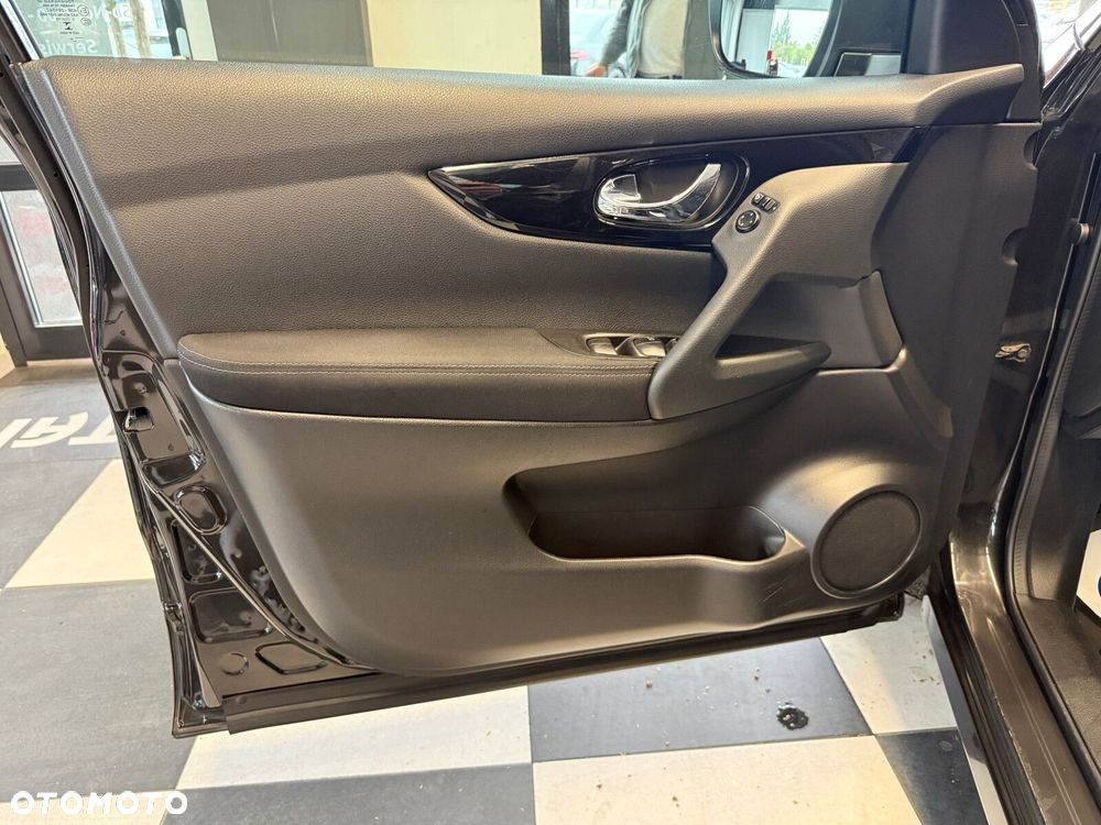 Nissan Qashqai - 17