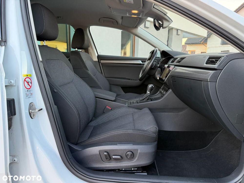 Skoda Superb 2.0 TDI 4x4 Style DSG - 18