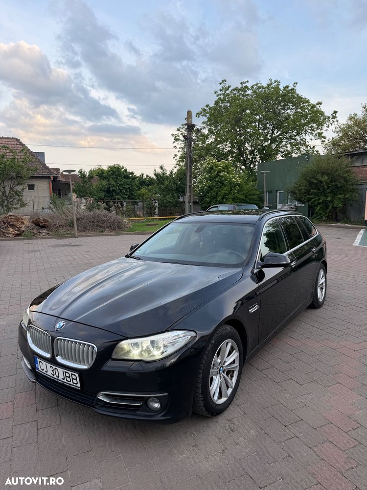 BMW Seria 5 525d Sport-Aut. Modern Line - 1