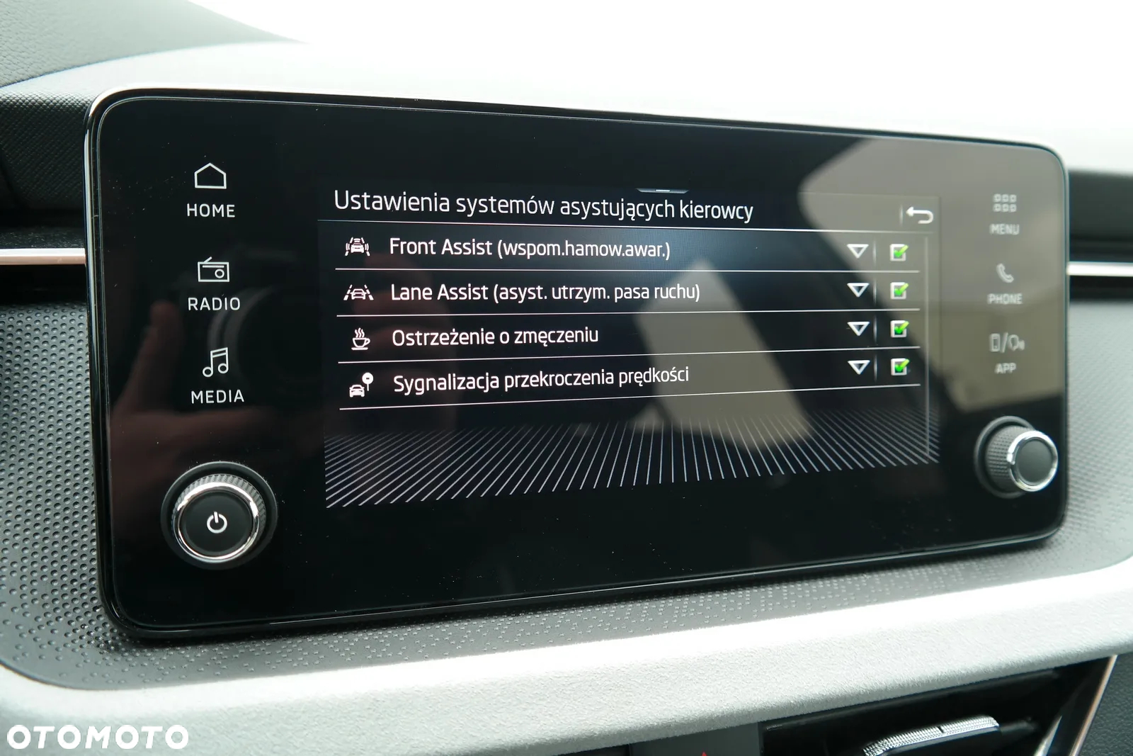 Skoda Scala 1.0 TSI Selection - 25
