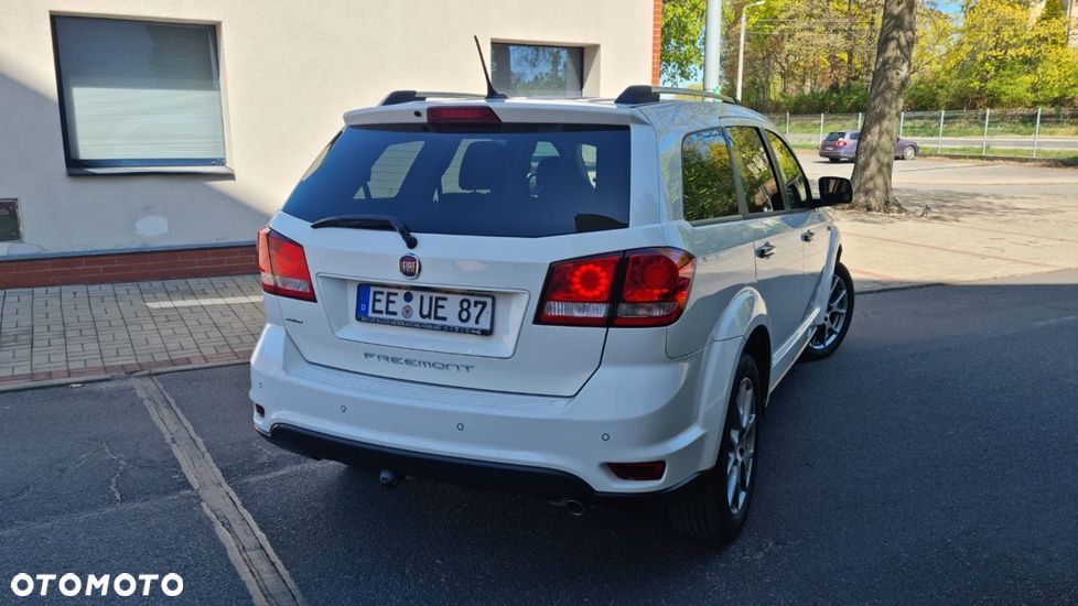 Fiat Freemont 2.0 Multijet Black Code AWD - 10