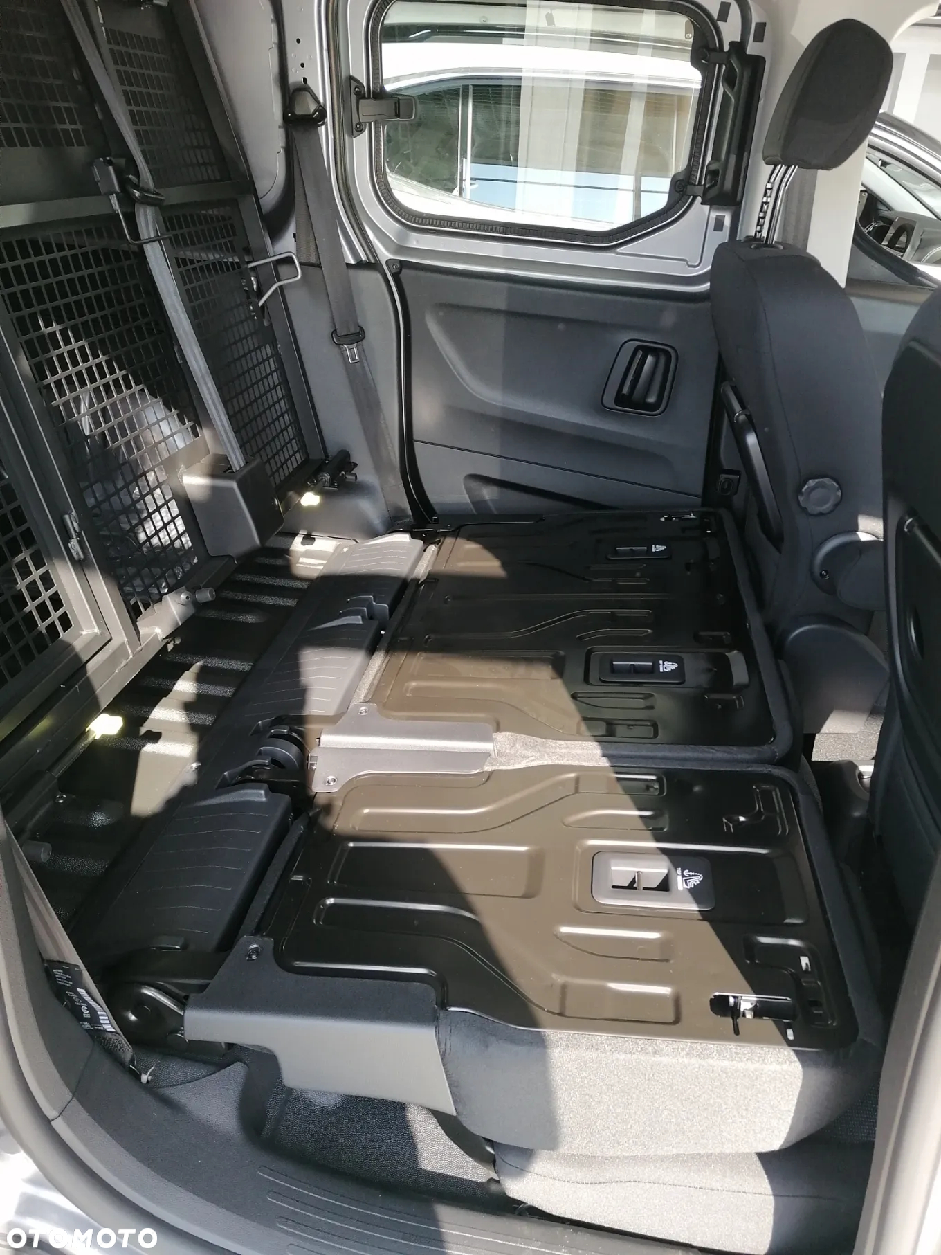 Citroën Berlingo Furgon Brygadowy 5miejsc LONG 1.5 HDi 100KM  !! Od ręki !! - 9