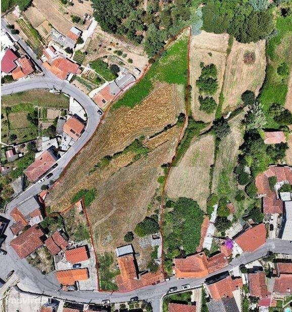 Moradia T3 para restauro com terreno em Zebreiros, Gondomar - Grande imagem: 2/25