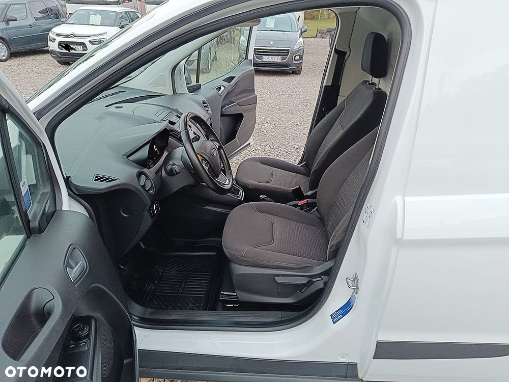 Ford Transit courier - 10