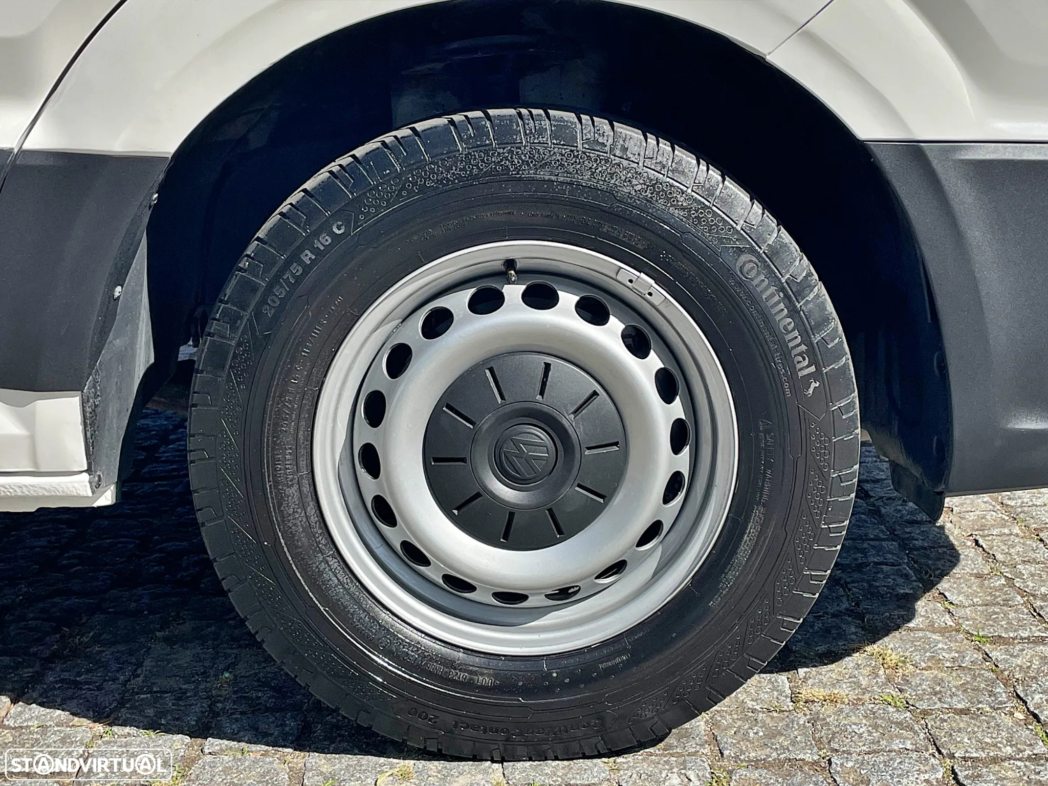 VW Crafter 2.0 TDI L3H3 IVA Dedutível - 13
