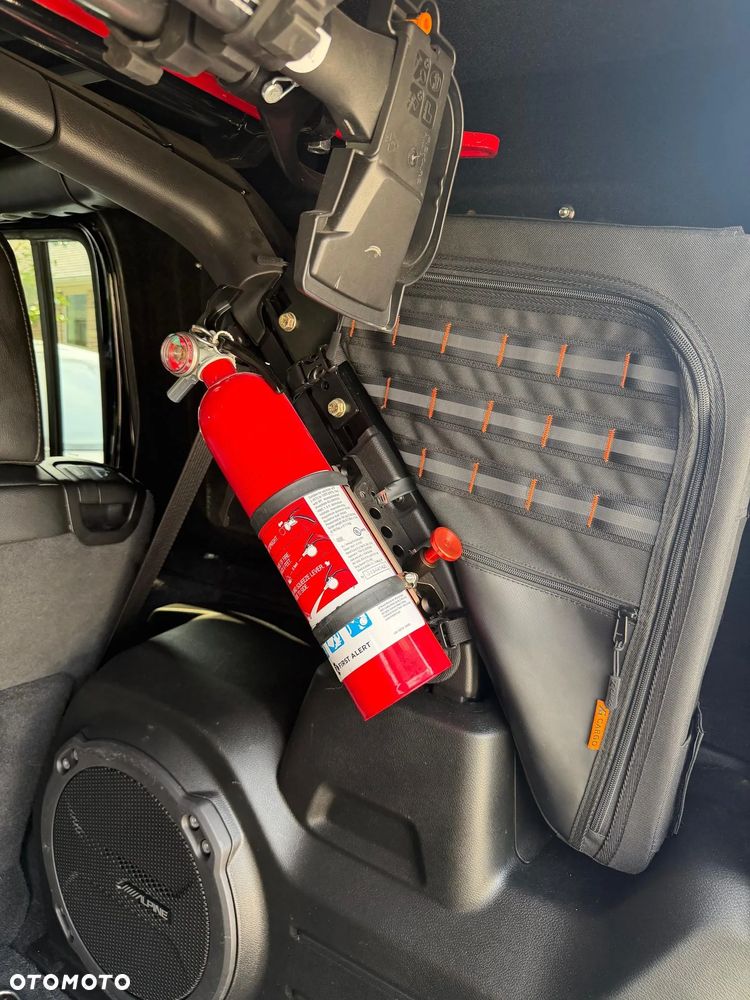 Jeep Wrangler 3.6 Unlim Rubicon - 23