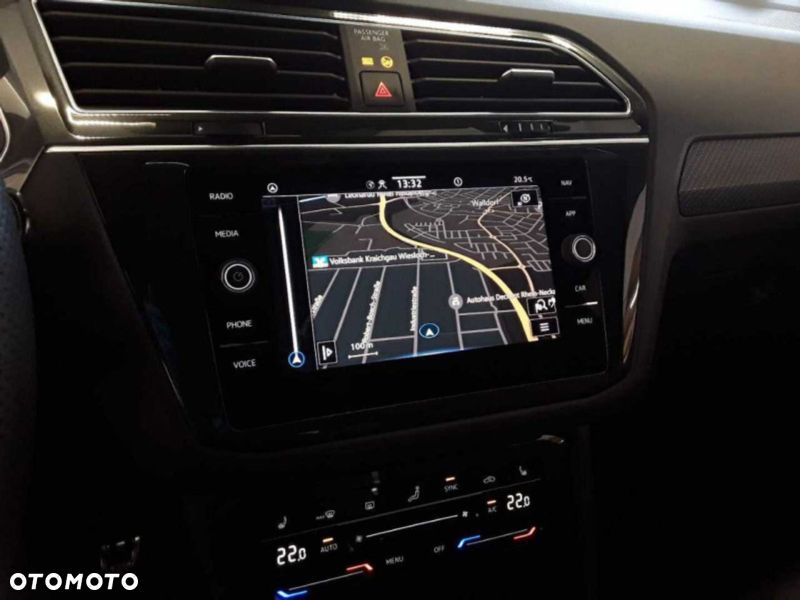 Volkswagen Tiguan 2.0 TDI SCR DSG R-Line - 9
