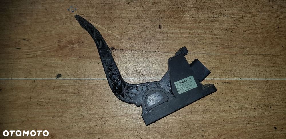 MERCEDES SPRINTER 2.2 CDI POTENCJOMETR GAZU 0281002335 - 1