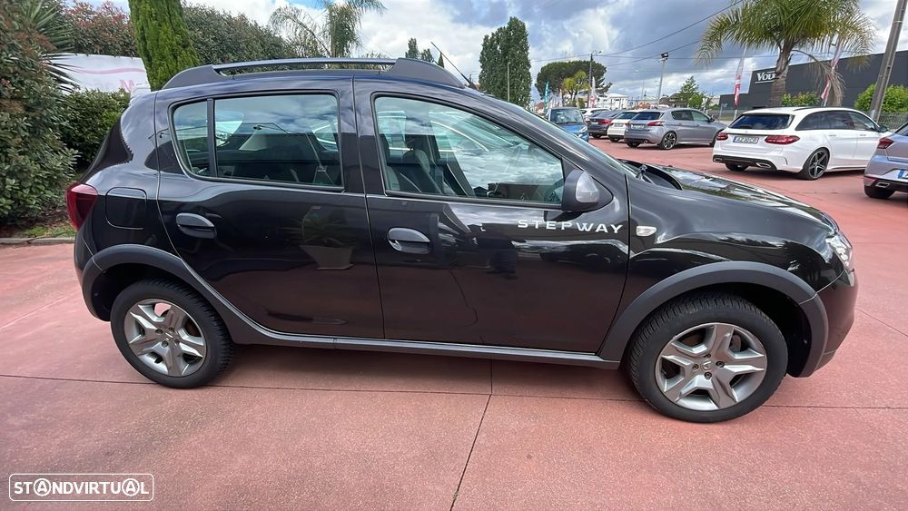 Dacia Sandero Stepway TCe 90 (S&S) Prestige - 8