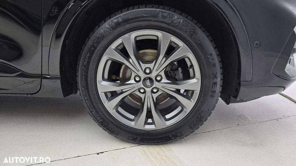 Ford Kuga - 23