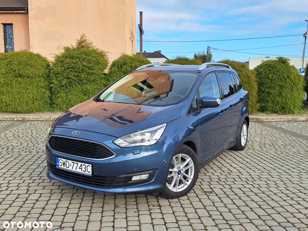 Ford Grand C-MAX - 1