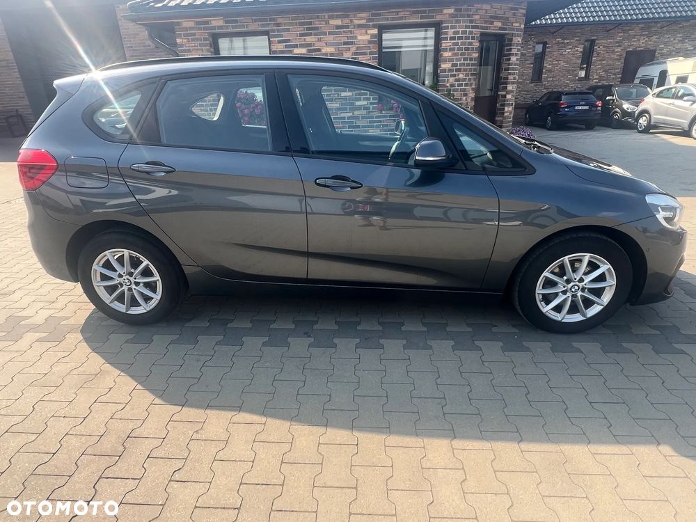 BMW Seria 2 216d Advantage - 4