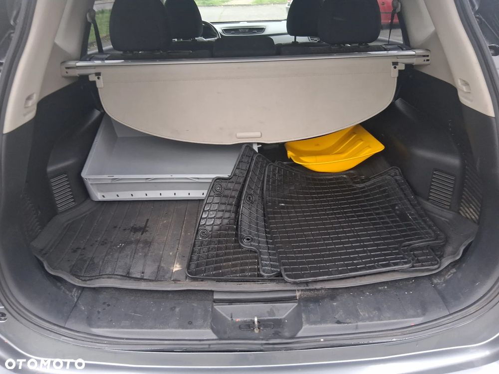 Nissan X-Trail 1.7 dCi N-Tec 4WD Xtronic - 25