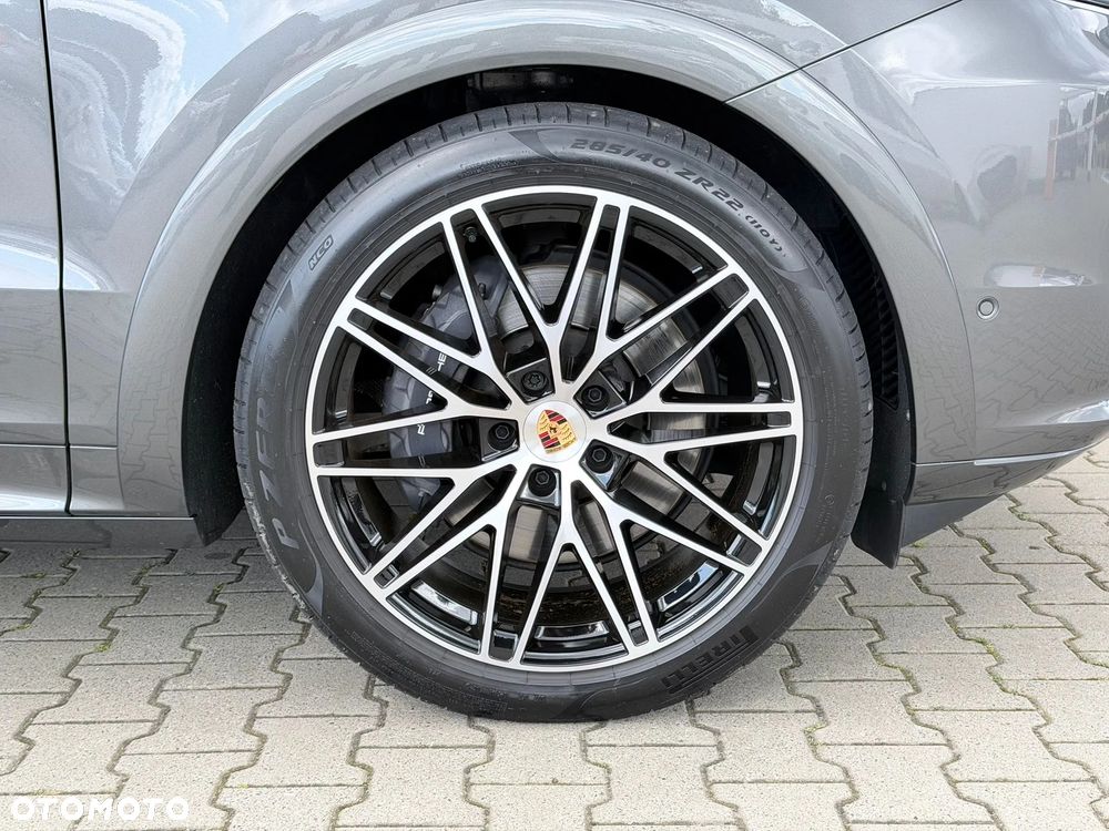 Porsche Cayenne E-Hybrid PHEV - 9