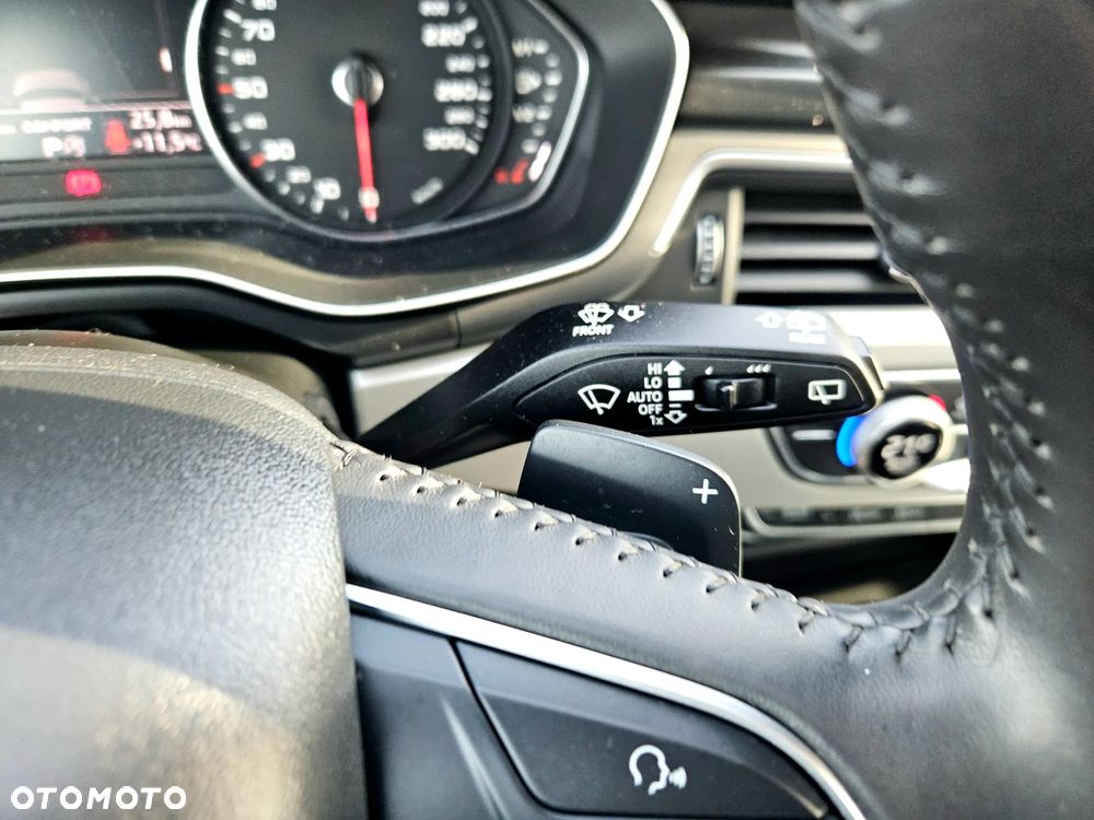 Audi A4 Avant 2.0 TDI S tronic - 40