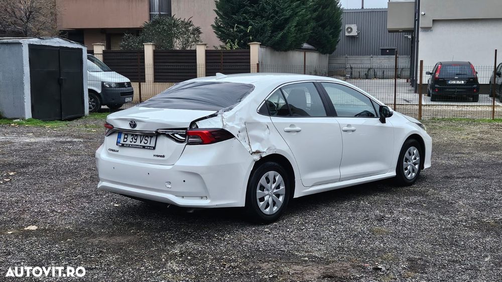 Toyota Corolla Sedan 1.8 HSD Dynamic - 7