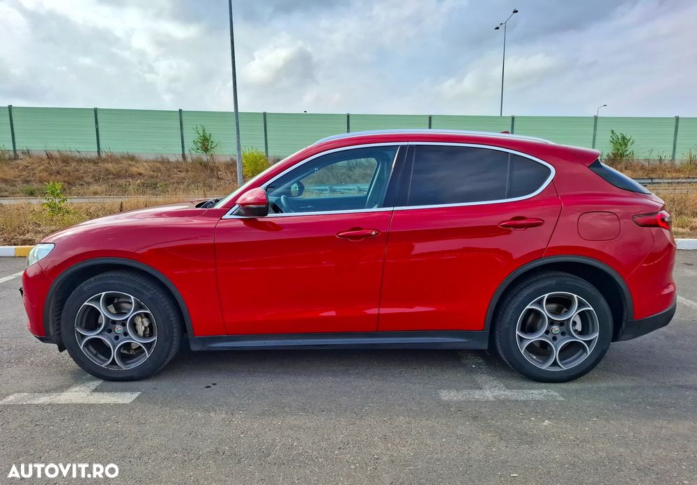 Alfa Romeo Stelvio 2.0 Turbo AWD AT8 First Edition - 3