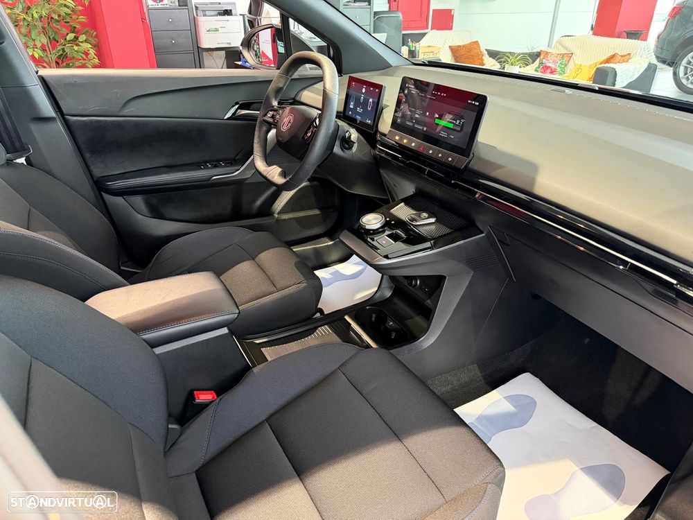 MG MG4 51 kWh Standard - 9