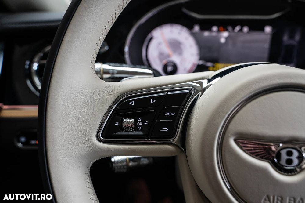 Bentley Flying Spur Mulliner - 23