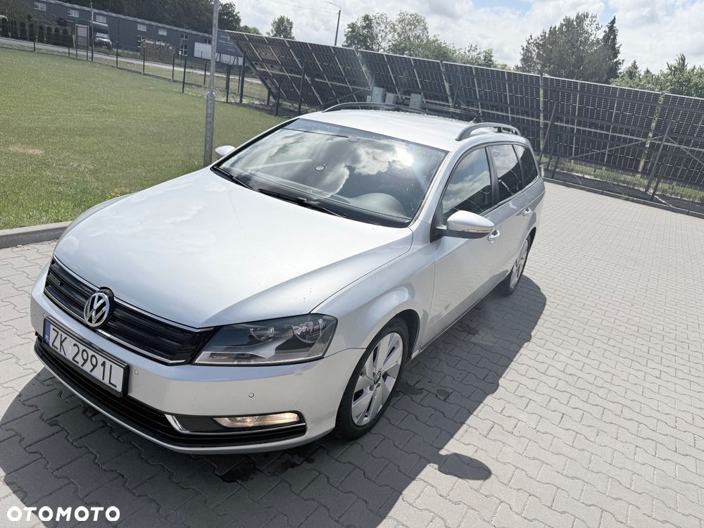 Volkswagen Passat 1.6 TDI Comfortline - 5