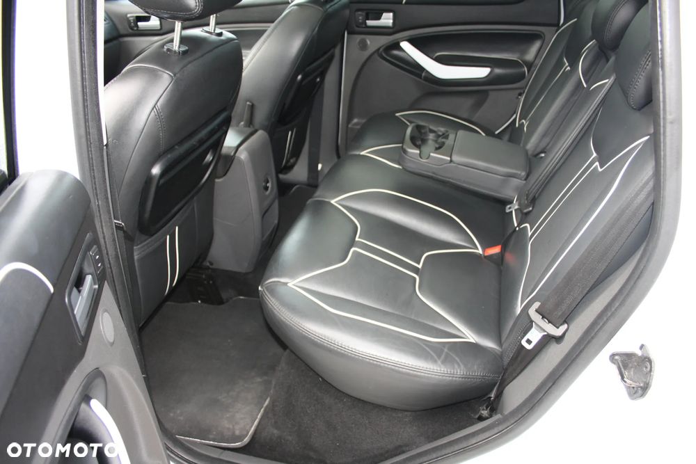 Ford Kuga 2.0 TDCi 4x4 White Magic - 18