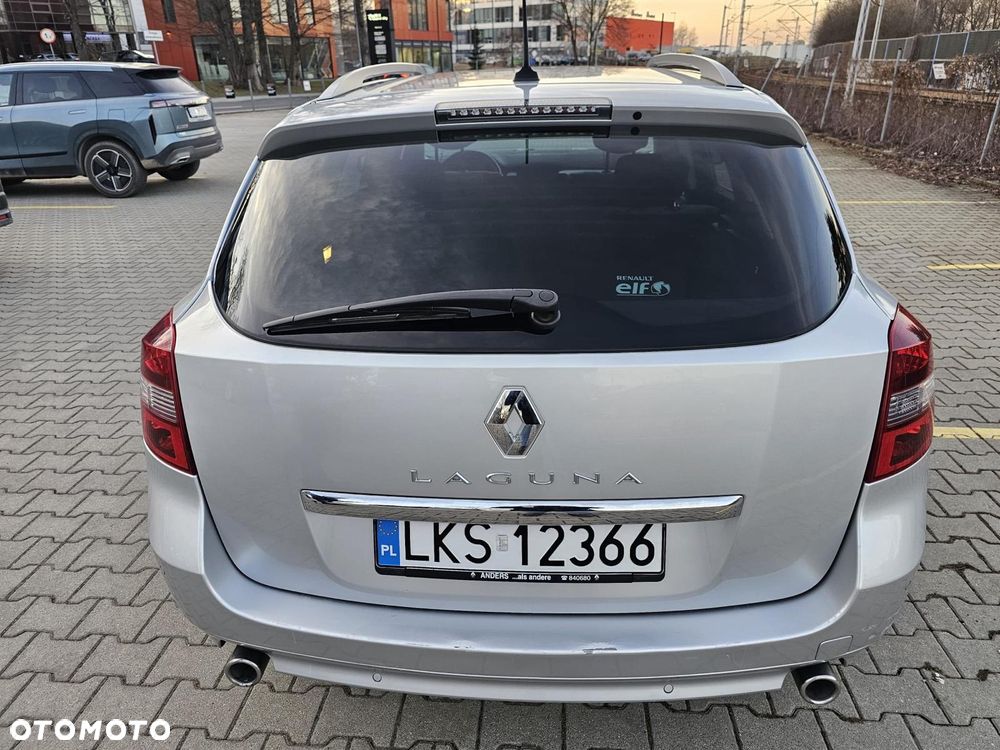 Renault Laguna 2.0 dCi Bose Edition - 9