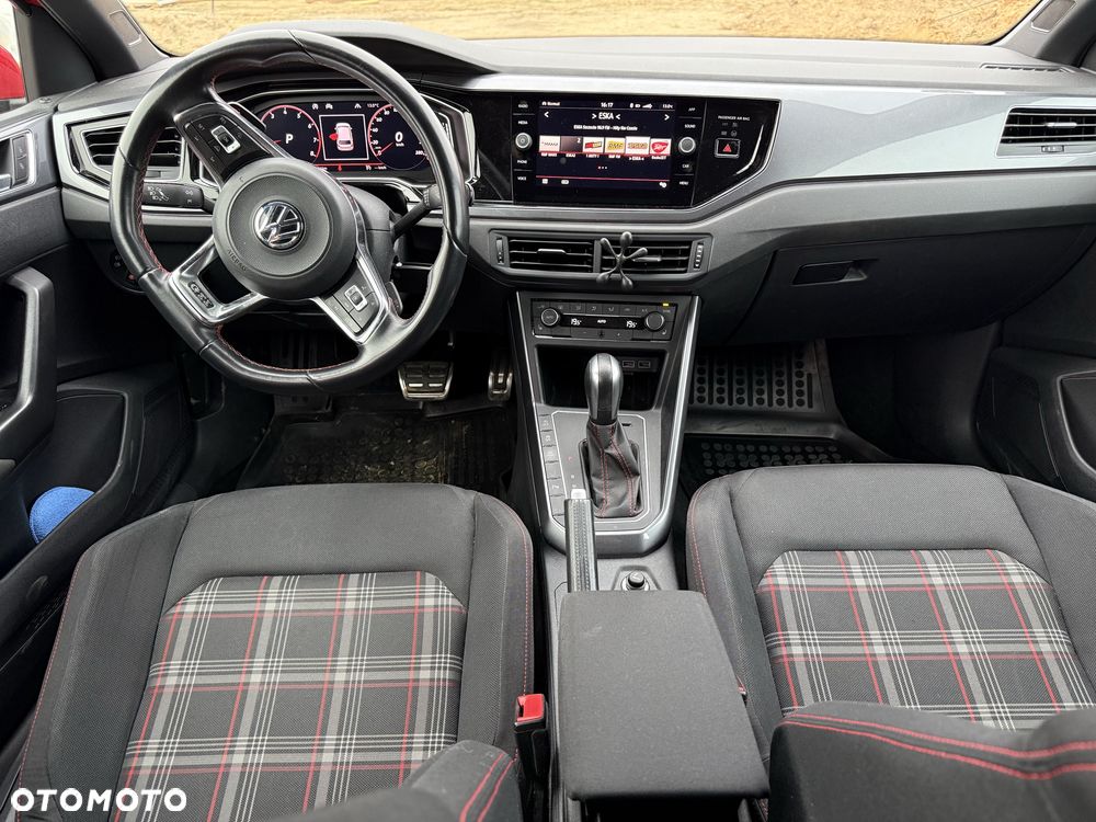 Volkswagen Polo - 5