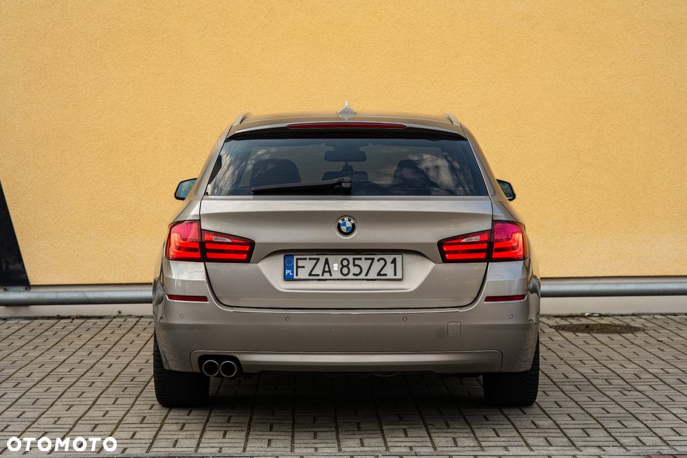 BMW Seria 5 520d - 7