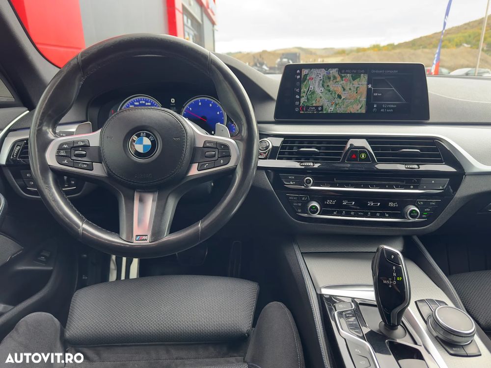 BMW Seria 5 530d xDrive AT - 21