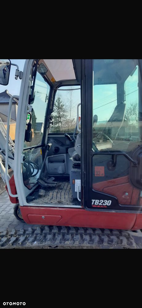 Takeuchi TB230 - 2