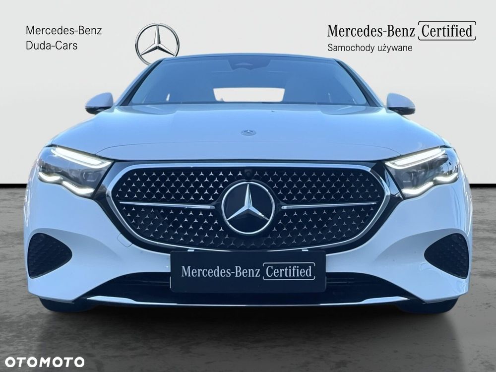 Mercedes-Benz Klasa E 220 d mHEV 4-Matic Avantgarde 9G-Tronic - 4