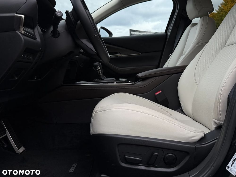 Mazda CX-30 2.0 mHEV Takumi 2WD - 10