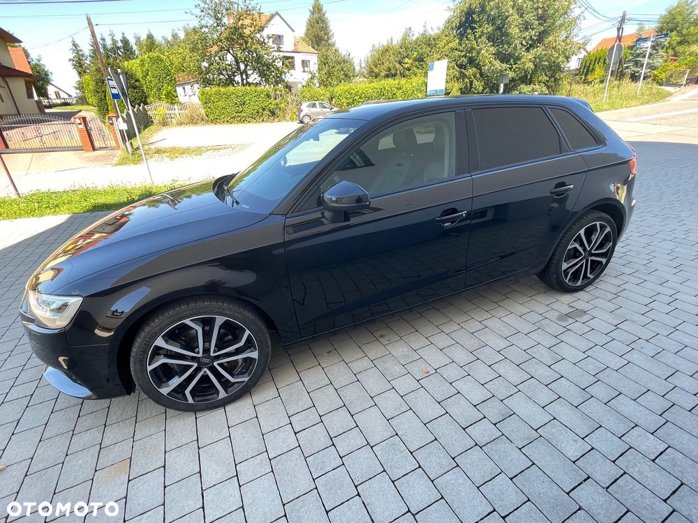 Audi A3 Sportback - 14