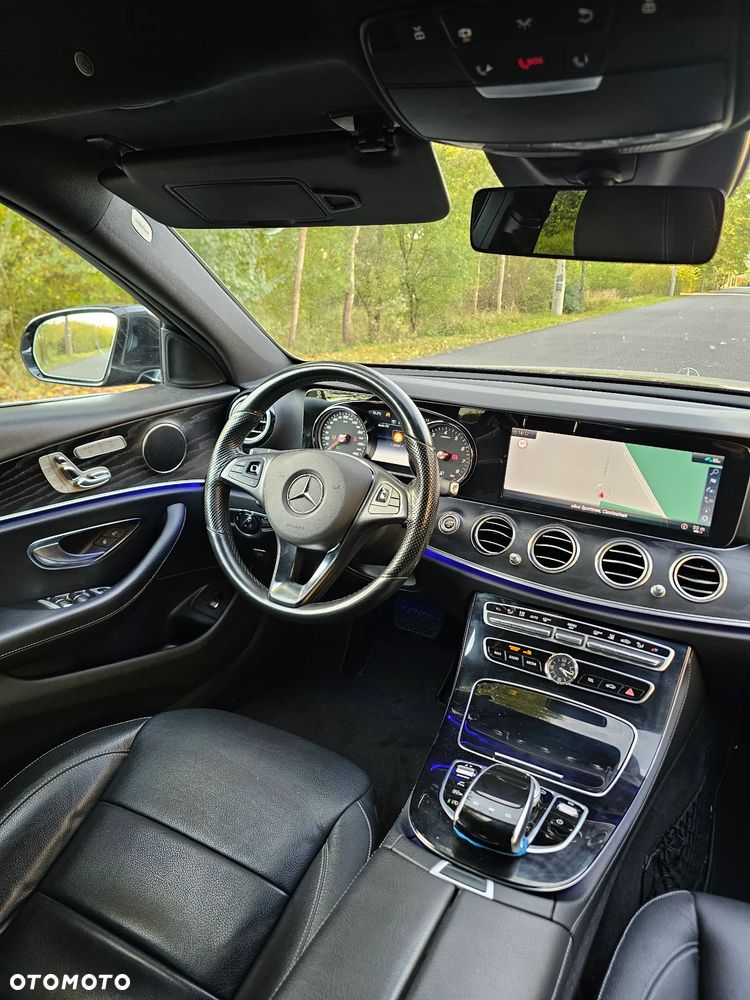 Mercedes-Benz Klasa E 200 9G-TRONIC - 14