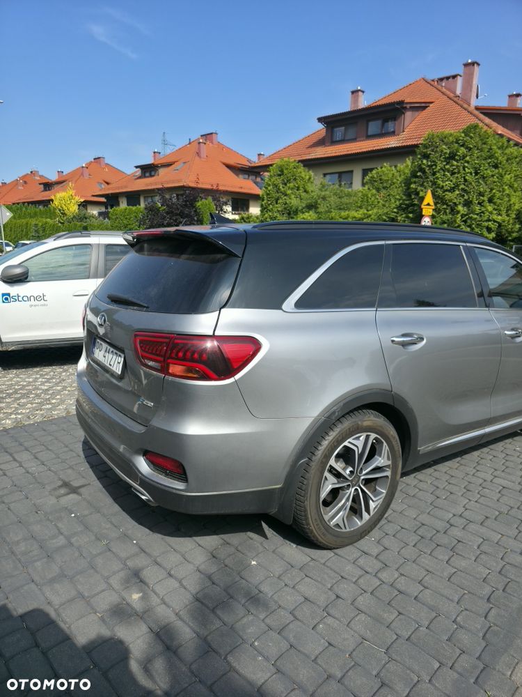 Kia Sorento - 2