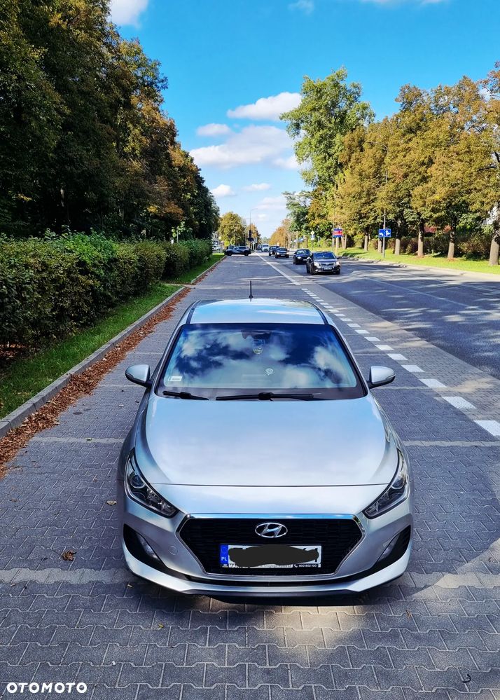 Hyundai i30 1.6 D Classic + - 2