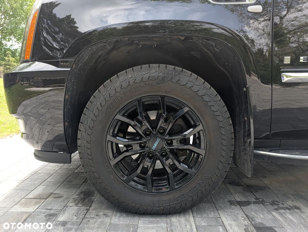 Cadillac Escalade 6.2 V8 Sport Luxury - 11