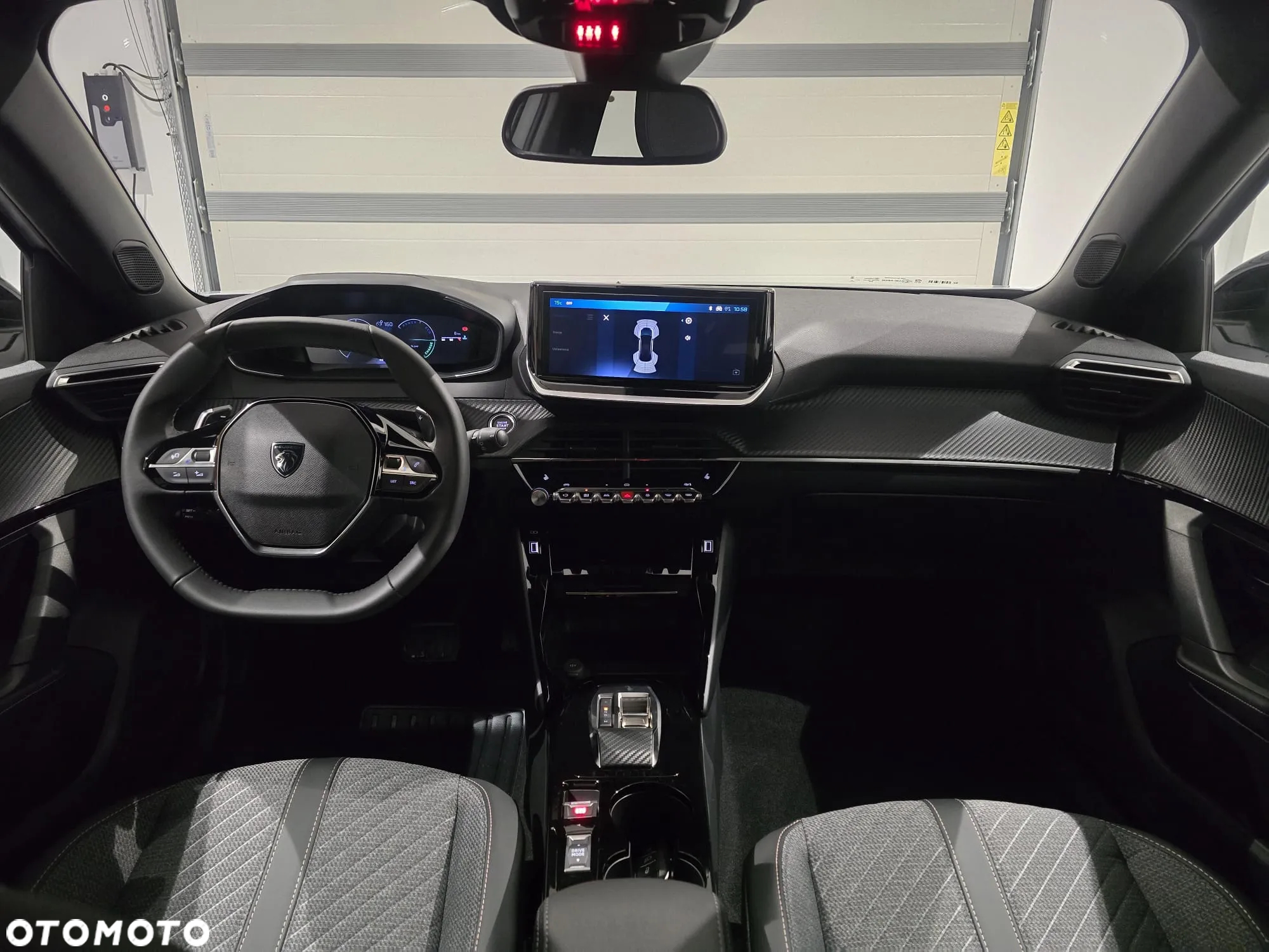 Peugeot 2008 PureTech mHEV Allure e-DCS6 - 7