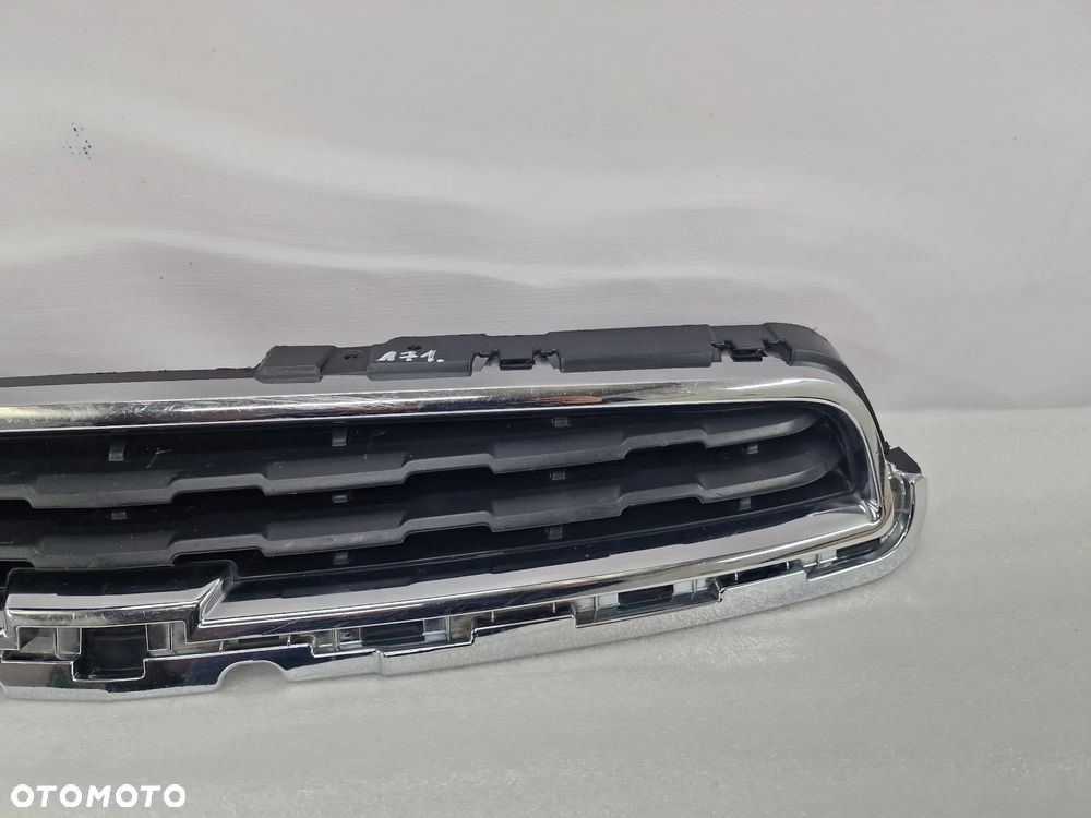 CHEVROLET TRAX 15- ATRAPA / GRILL / KRATKA ŚRODKOWA ZDERZAKA PRZEDNIEGO PRZÓD , NR 95235146 , NR AUKCJI KR171 - 4