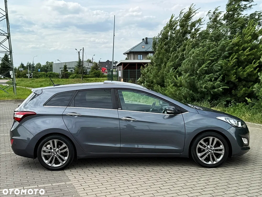 Hyundai i30 1.6 CRDi BlueDrive Go - 16