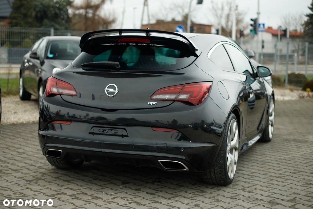 Opel Astra OPC Start/Stop - 15