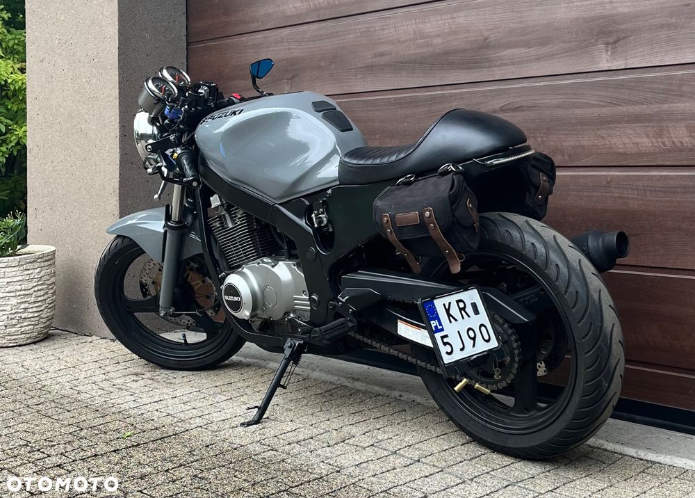 Suzuki GS - 3