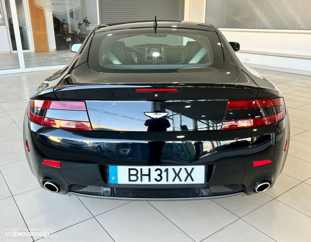 Aston Martin Vantage Coupe V8 Sportshift - 17