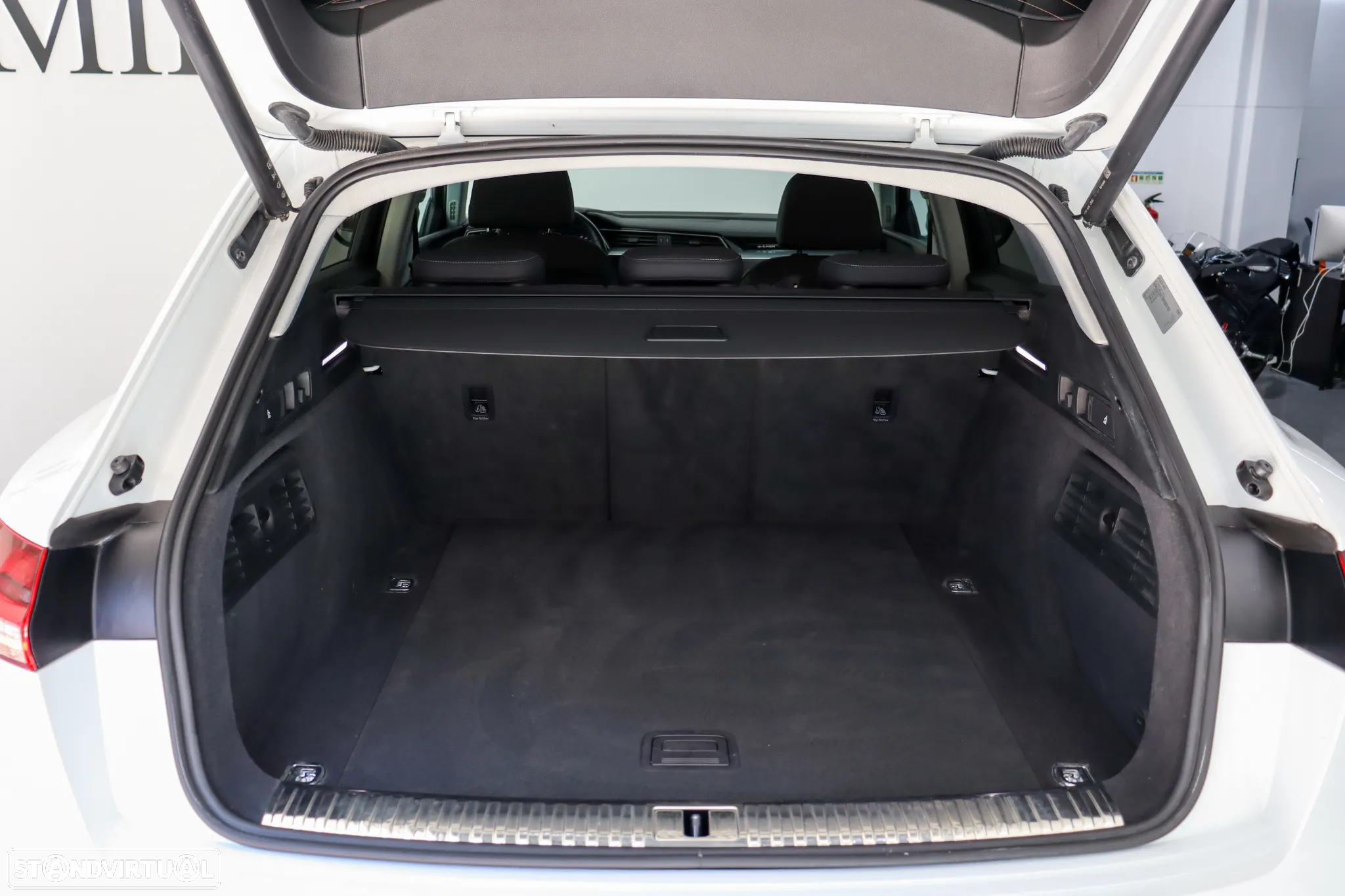 Audi e-tron 50 quattro - 35
