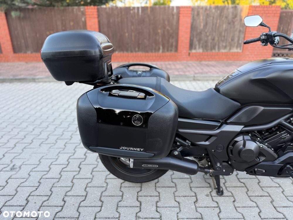 Honda CTX - 10