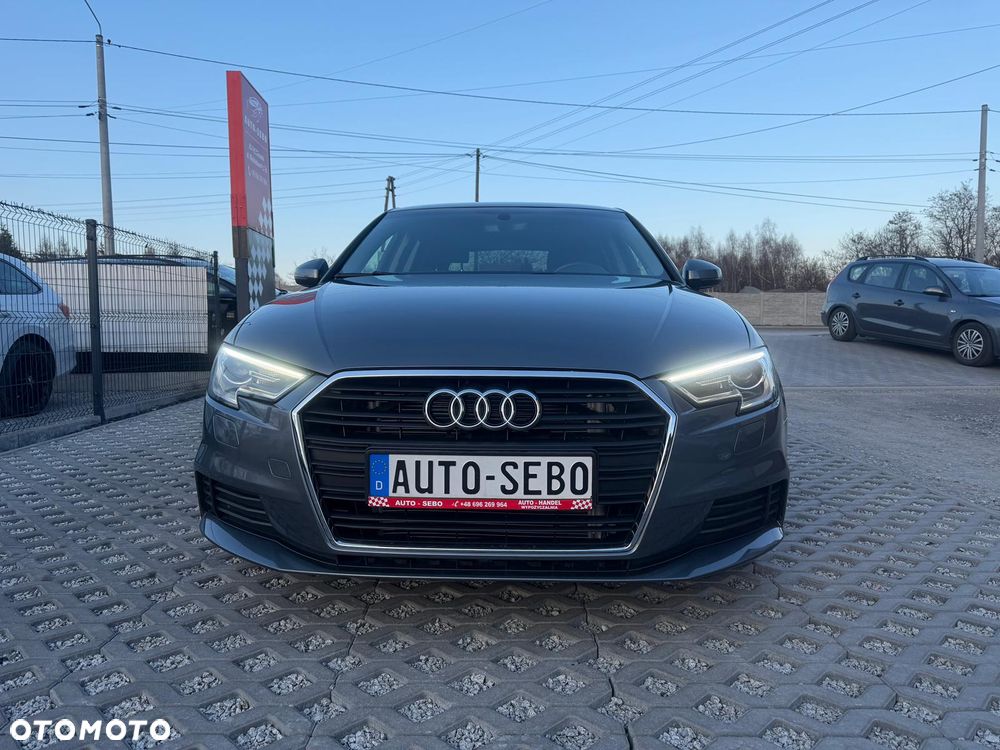 Audi A3 Sportback 1.0 TFSI design - 4
