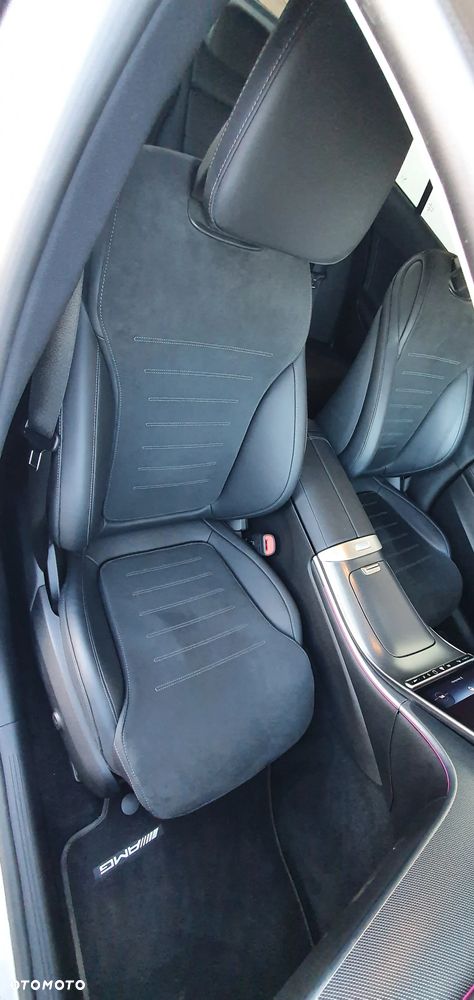 Mercedes-Benz Klasa C 200 mHEV 4-Matic AMG - 29