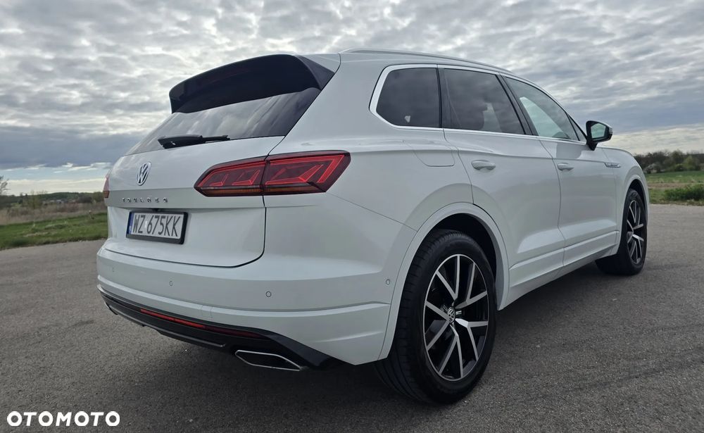 Volkswagen Touareg 3.0 V6 TDI SCR 4Mot R-Line - 9