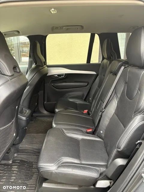 Volvo XC 90 T5 AWD Momentum - 11